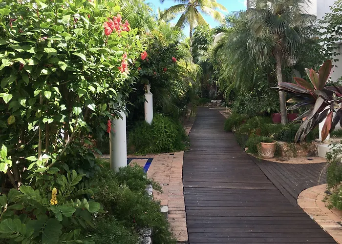 Sapphire Beach Club Resort